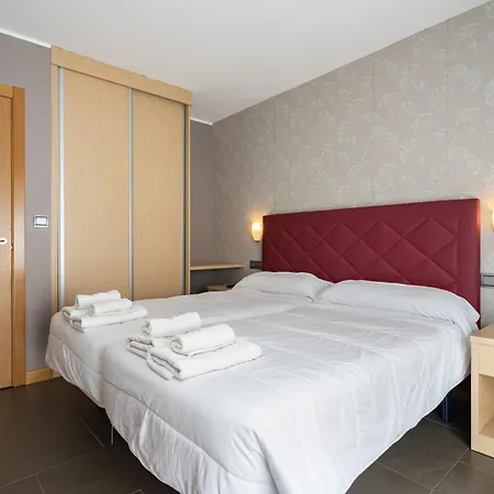 Apartment Apts Cueto 2a 2 Adultos 2 Ninos